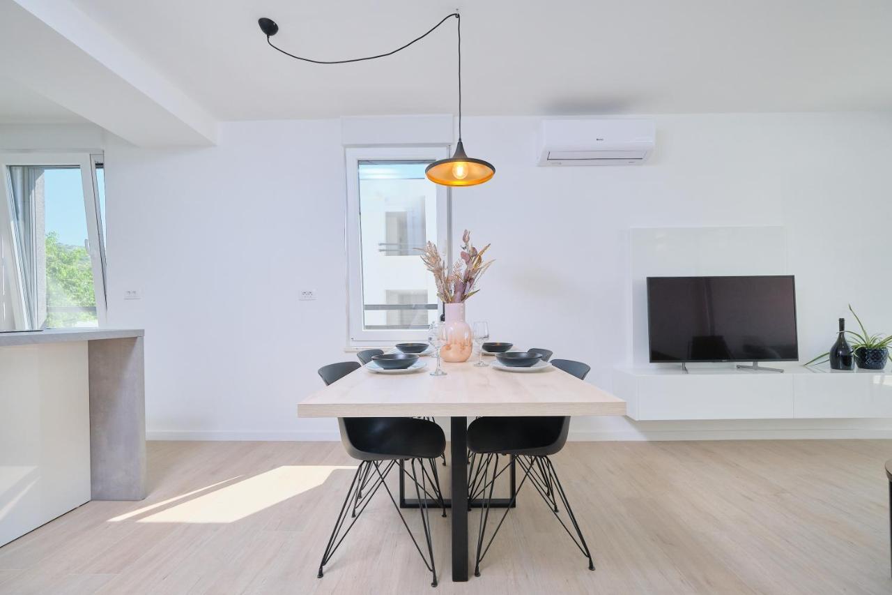 Apartment Queen Trogir Bagian luar foto